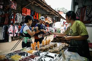 BIB: 
                            <button type="button" onclick="openModal(25388685)" class="btn btn-primary btn-sm float-right btn-popup" data-toggle="modal" data-target=".modal-high-quality">
                        <i class="fas fa-shopping-cart"></i> Add to Cart
                    </button>
                                            <button type="button" onclick="isThisMe(25388685, true)" class="btn btn-success btn-sm float-right btn-popup btn-isme hidden" data-toggle="tooltip" data-placement="bottom" title="นี่คือรูปของคุณใช่ไหม คลิกที่นี่เพื่อเอาเข้าอัลบั้ม">
                        <i class="fas fa-plus"></i> Add to album
                    </button>
                    <button type="button" onclick="isThisMe(25388685, false)" class="btn btn-warning btn-sm float-right btn-popup btn-isnotme hidden">
                        <i class="fas fa-ban"></i> Remove from album
                    </button>